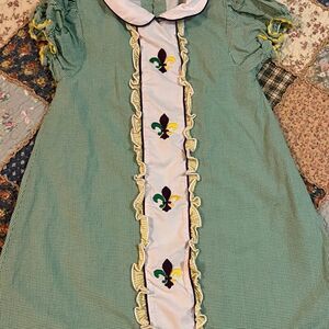 Fluer de lis  dress